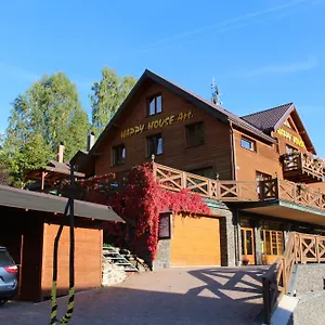 4* Aparthotel Happy House & Sauna